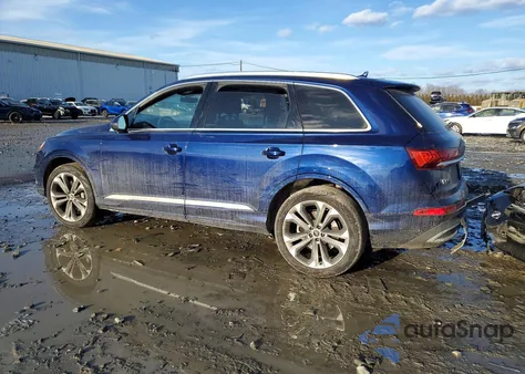 2021 Audi Q7 Premium Plus z USA, uszkodzony, nr VIN WA1LXAF70MD021944